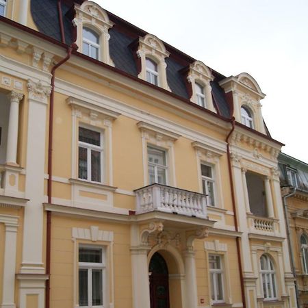 Apartments u Zlaté Koruny Mariánské Lázně Exterior foto