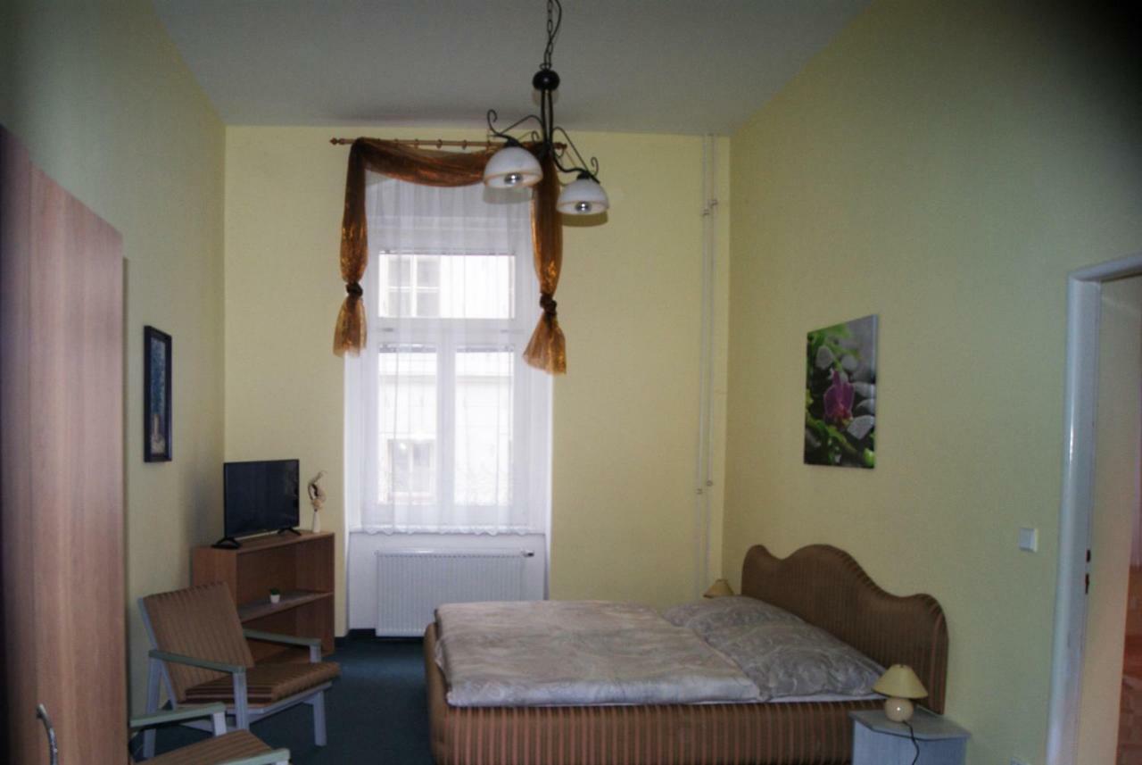 Apartments u Zlaté Koruny Mariánské Lázně Exterior foto